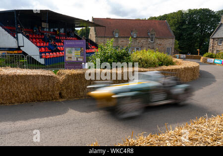 Boness hillclimb Revival motorsport event à Boness, Ecosse, Royaume-Uni. Le Renouveau 2019 Bo'ness et classique de côte de l'Écosse, premier lieu de sport automobile, il a marqué 60 ans depuis que le double champion du monde de Formule 1 Jim Clark a participé ici. Il a eu lieu le samedi 31 août et le dimanche 1 septembre 2019. Banque D'Images