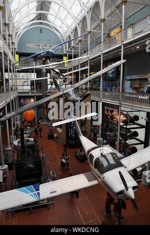 Petite maquette d'avion à l'intérieur du Musée National d'Écosse à Édimbourg, Écosse, Royaume-Uni, Europe Banque D'Images