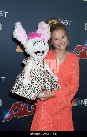 Los Angeles, CA. 3e, 2019 Sep. Pétunia, Darci Lynne agriculteur aux arrivées d'AMERICA'S GOT TALENT en direct, le Kodak Theater à Hollywood et Highland Center, Los Angeles, CA Septembre 3, 2019. Credit : Priscilla Grant/Everett Collection/Alamy Live News Banque D'Images