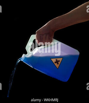 Pouvez avec biohazard content Banque D'Images