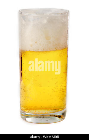Transparent verre de bière isolated on white Banque D'Images