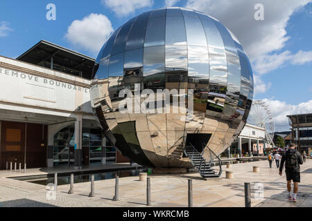 Landmark Bristol Planetarium, Millennium Square, Bristol City Centre, Angleterre, Royaume-Uni Banque D'Images