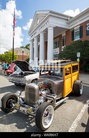 Un classique 1931 Woodie Ford hot rod automobile sur l'affichage à un salon de voitures dans la région de Matthews, Caroline du Nord. Banque D'Images