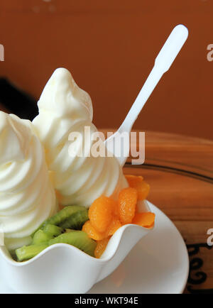 "Frozen yoghurt" Banque D'Images