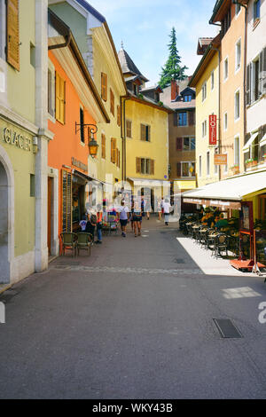 ANNECY, FRANCE -24 JUIN 2019- Vue sur la vieille ville à Annecy, Haute Savoie, France. Banque D'Images