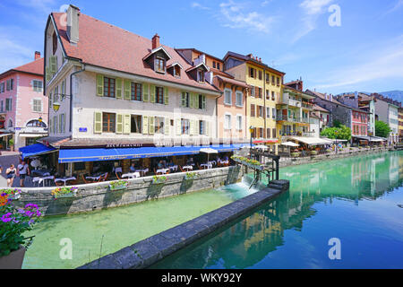 ANNECY, FRANCE -24 JUIN 2019- Vue sur la vieille ville à Annecy, Haute Savoie, France. Banque D'Images