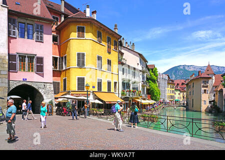 ANNECY, FRANCE -24 JUIN 2019- Vue sur la vieille ville à Annecy, Haute Savoie, France. Banque D'Images