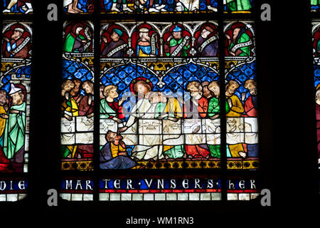 Vitraux de la Dernière Cène, la cathédrale de Strasbourg, France Banque D'Images