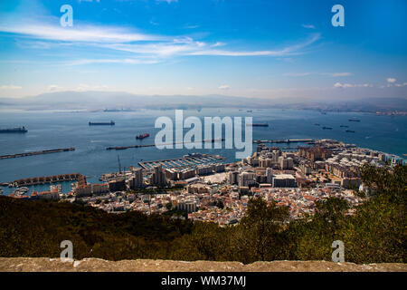 Belle vue par jour depuis le rocher de Gibraltar. Banque D'Images