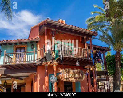 Vues des fameux Disney World près d'Orlando en Floride. Disney World est l'un des plus grands et plus célèbres parcs familiaux. Banque D'Images