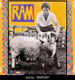 Paul McCartney Linda McCartney - couverture originale de l'album en vinyle - RAM - 1971 Banque D'Images