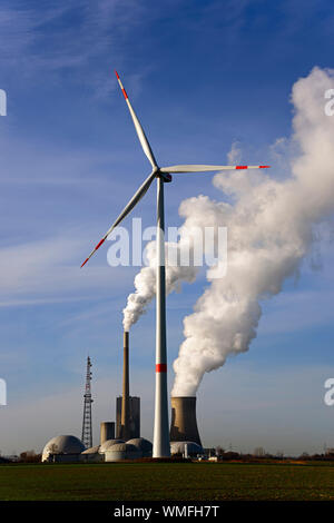 Roue éolienne, biogaz, centrale à charbon, Mehrum district, Peine, Basse-Saxe, la houille power plant Banque D'Images