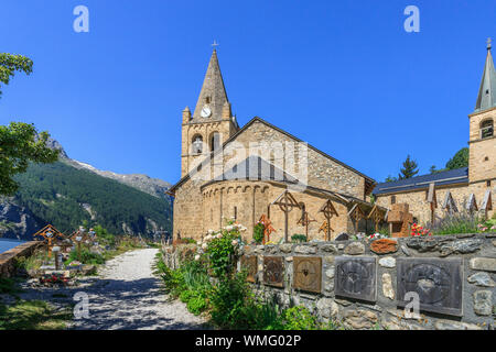 France, Hautes Alpes, Parc National des Ecrins, l'Oisans, La Grave, appelée les Plus Beaux Villages de France, Notre Dame de l'Assomption et ce. Banque D'Images