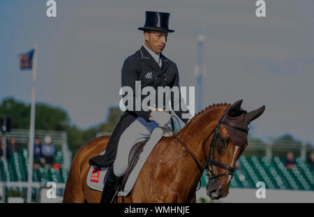 Stamford, Lincolnshire, Royaume-Uni. 05 Sep, 2019. Land Rover Burghley Horse Trials, Stamford, Lincolnshire UK. Jour 1 de la phase de dressage 4.Tim Prix (NZL) équitation Bango Crédit : Julie Priestley/Alamy Live News Banque D'Images