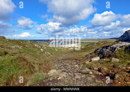 Vue de Camus Cuil an t-Saimh ou Bay à l'arrière de l'océan sur Iona, Hébrides intérieures, de l'Écosse. Il s'appelle ce que l'arrêt suivant est l'Amérique du Nord. Banque D'Images