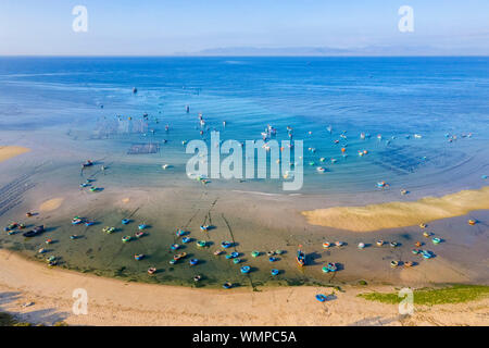 Vue aérienne de la plage de SAB, Ot Nhon Ly, Quy Nhon, Binh Dinh, le Vietnam. Banque D'Images