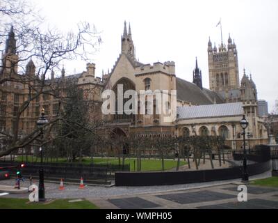 Façade latérale de l'abbaye de Westminster datant du 11e siècle à Londres. 26 décembre 2011. Londres, Angleterre, Europe. Voyage Tourisme Street Photograp Banque D'Images