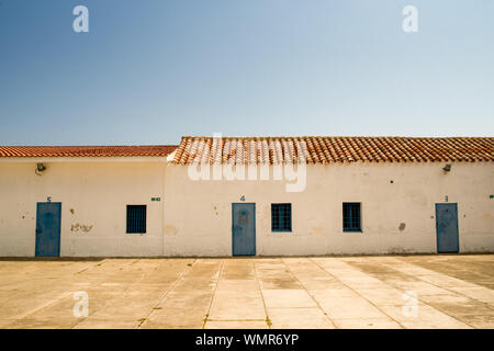 Ancienne prison d'Asinara. Dans les années 70 était une prison à sécurité maximale, les années passées a été attribué principalement à la détention de membres de la mafia et les terroristes. Banque D'Images