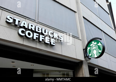 Café Starbucks signe, Bâle, Suisse Banque D'Images