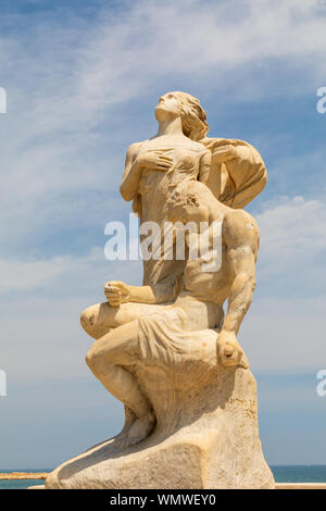 Italie, Pouilles, province de Barletta-Andria-Trani, Trani. Le 25 mai 2019. Monument aux morts de Trani dans la Première Guerre mondiale. Monumento ai Caduti del Banque D'Images