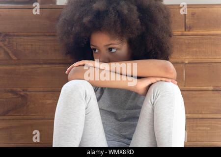 Peu offensé african american girl. Banque D'Images