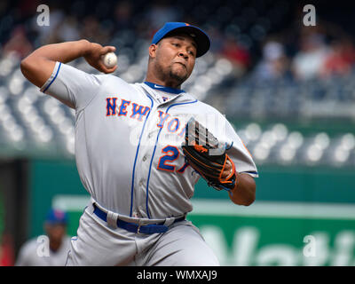 Washington, États-Unis d'Amérique. 08Th Sep 2019. De baseball des New York Mets Jeurys Familia (27) travaille dans la sixième manche contre les Nationals de Washington au Championnat National Park à Washington, DC le mercredi, Septembre 4, 2019. Les mets a gagné le match 8 - 4.Credit : Ron Sachs/CNP (restriction : NO New York ou le New Jersey Journaux ou journaux dans un rayon de 75 km de la ville de New York) | Conditions de crédit dans le monde entier : dpa/Alamy Live News Banque D'Images