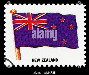 Drapeau de la Nouvelle-Zélande - Timbre-poste isolé sur fond noir. Banque D'Images