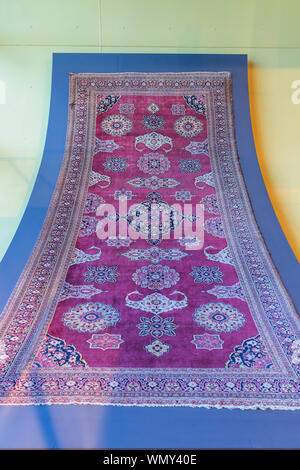 Tapis azerbaïdjanais traditionnels, l'Azerbaïdjan National Carpet Museum, Baku, Azerbaïdjan Banque D'Images