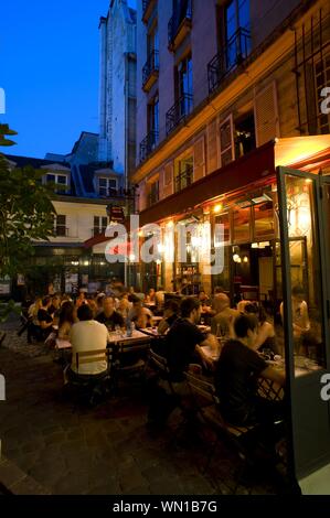 Paris, Saint Germain de Prés, Cour du Commerce Saint André, Le Relais Odeon Banque D'Images