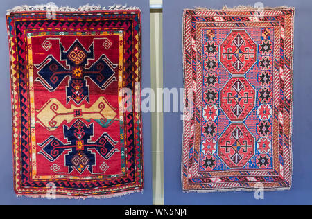 Tapis azerbaïdjanais traditionnels, l'Azerbaïdjan National Carpet Museum, Baku, Azerbaïdjan Banque D'Images