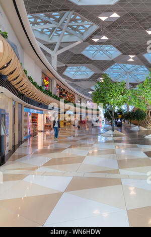 L'aéroport international Heydar Aliyev intérieur, Baku, Azerbaïdjan Banque D'Images