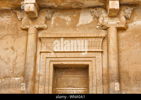 Artaxerxès III tombe, Persépolis, capitale de l'Empire achéménide de cérémonie, la province du Fars, Iran Banque D'Images