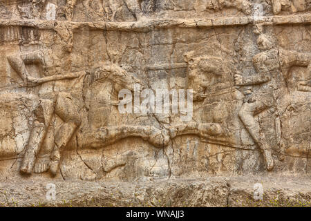 Relief sassanide, de Naqsh-e Rostam, nécropole, la province du Fars, Iran Banque D'Images