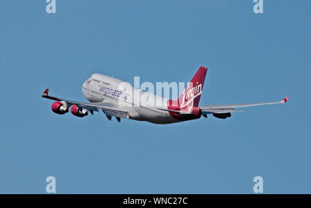 Virgin Atlantic Airways Boeing 747-400, Gatwick Banque D'Images