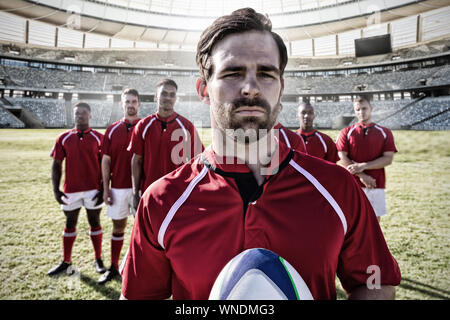 Image composite de divers joueurs de rugby sur terrain Banque D'Images