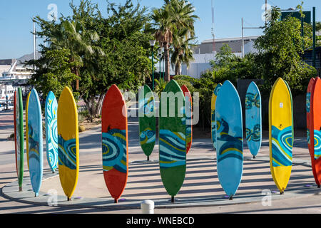 Planche de Surf art installation dans la région de Los Cabos, Baja California Sud, Mexique Banque D'Images