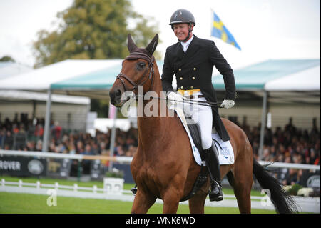 Stamford, au Royaume-Uni. 06 Sep, 2019. Vendredi 6 septembre 2019. Land Rover Burghley Horse Trials, Stamford, Lincolnshire UK. La phase de dressage de 2 jour 4. Matthew Heath équitation Le Lion Crédit : Julie Priestley/Alamy Live News Banque D'Images