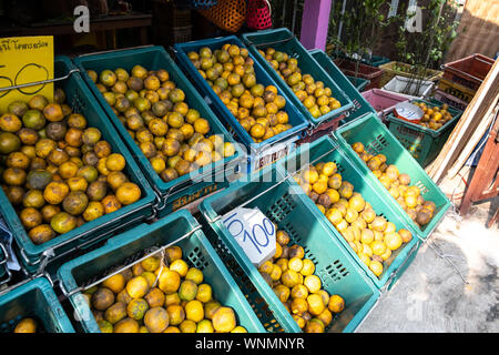 Bangkok, Thaïlande - 28 décembre 2018 : Vue de la boutique de produits Bang Mot mandarine dans Soi 36 Phuttha Bucha Road, Bangkok, Thaïlande. Banque D'Images