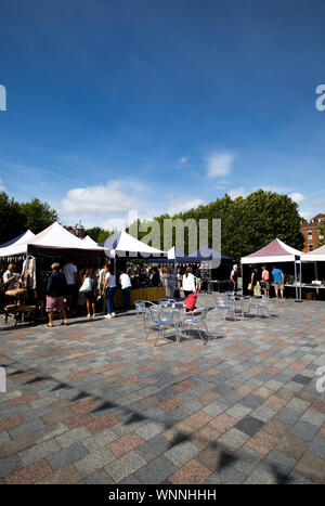 Marché de la location a lieu chaque mardi et samedi à la Place du Marché historique Banque D'Images