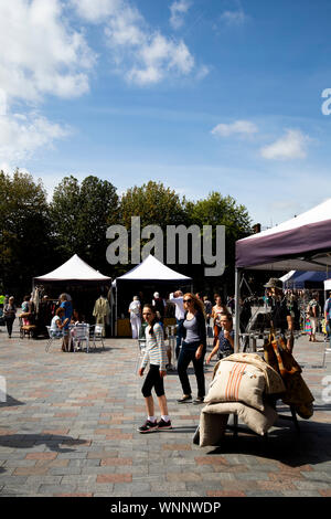 Marché de la location a lieu chaque mardi et samedi à la Place du Marché historique Banque D'Images