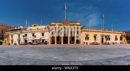 St George Square, dans la vieille ville de La Valette, Malte Banque D'Images