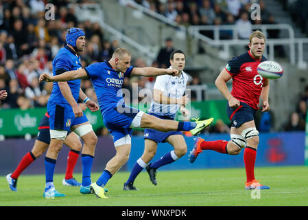 Newcastle, Royaume-Uni. Sep 6, 2019. NEWCASTLE Upon Tyne, Angleterre SEPT 6ÈME Callum Bradley de l'Italie s'efface au cours de l'automne 183 International match entre l'Angleterre et l'Italie, à Saint James's Park, Newcastle Le vendredi 6 septembre 2019. (Crédit : Chris Lishman | MI News) Editorial Utilisez uniquement Crédit : MI News & Sport /Alamy Live News Banque D'Images