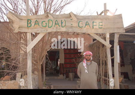 Les gens au café Bagdad Banque D'Images