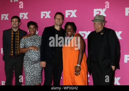 FX Networks Starwalk at Summer 2019 TCA au Beverly Hilton Hotel le 6 août 2019 à Beverly Hills, CA : Carter d'Hudson, Angela Lewis, Dave Andron, Michael Hyatt, Walter Mosley Où : Beverely Hills, California, United States Quand : 06 août 2019 Credit : Nicky Nelson/WENN.com Banque D'Images