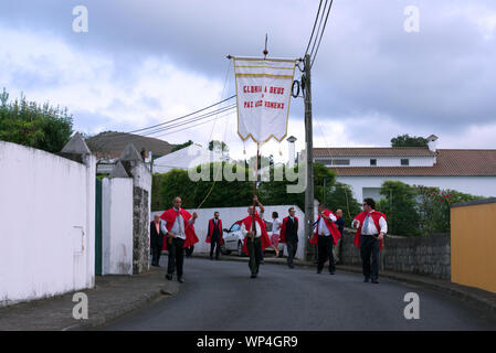 Procession catholique de Saint Vincent Ferreira - Ponta Delgada, Açores Banque D'Images