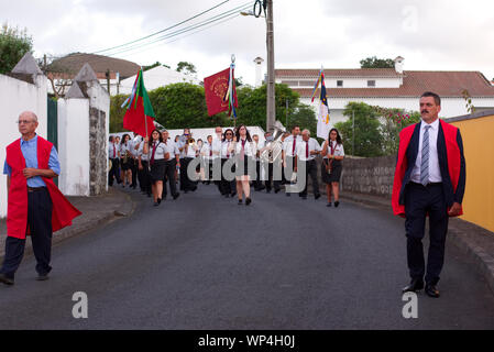 Procession catholique de Saint Vincent Ferreira - Ponta Delgada, Açores Banque D'Images