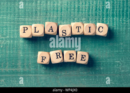 Lettres en plastique avec word gratuitement. Concept de l'environnement. Banque D'Images