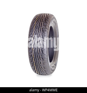 Pneu de voiture, pneu Maxxis Victra SUV m +s sur fond blanc isolated close up Banque D'Images