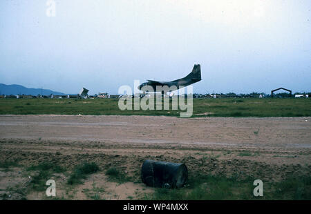 Vietnam-Krieg / Guerre du Vietnam - USAF United States Air Force Fairchild C-123 Provider Banque D'Images