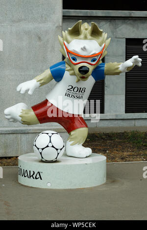 Moscou, Russie - 06 septembre, 2019 : la mascotte officielle de la Coupe du monde FIFA 2018 en Russie, la mascotte Zabivaka Wolf. Complexe sportif de Luzhniki Banque D'Images